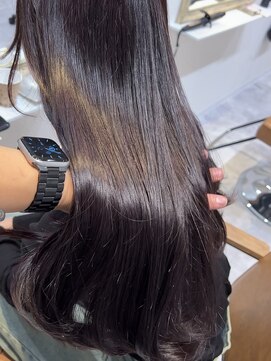 フランチェスカドット(francesca.) ピンクボルドー艶髪/前出