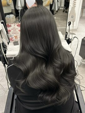 アマトウキョウ アユンチェ(AMA TOKYO×AYUNCHE) ダークグレー  アッシュグレー  透明感カラー