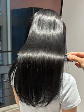 ディプティモイラ(dipty MOILA) 傷んで見えにくいブルーブラック