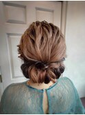 ヘアアレンジ お呼ばれヘア シニヨン 編み込み