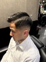 ブロートーキョーバーバーショップ 神田店(Bro Tokyo BARBERSHOP)&nbsp;サイドパート ハイフェード