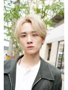 オーシャントーキョーウエスト 心斎橋 (OCEAN TOKYO WEST) シースルーセンターパートツーブロックラウンドマッシュウルフ