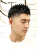 ツーブロック×スキンフェード◎外国人風バーバースタイル