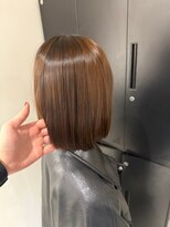 アトレ 福岡大名店(attrait)&nbsp;上質なツヤ感が映えるブラウンボブ