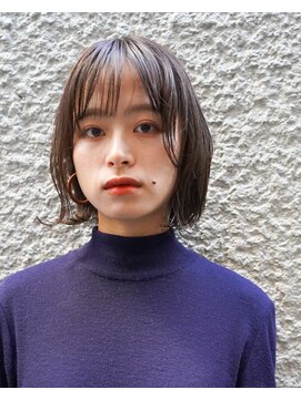 ブルートマト(BLUE TOMATO) シースルー大人ボブ