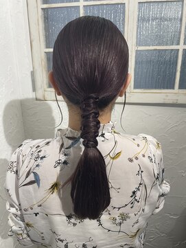 ネオリーブ シュシュ 神保町店(Neolive susu) シンプル オシャレ ローポニー