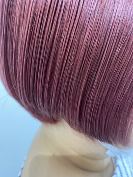 バズ(BUZZ) ブルベさんにぴったりピンクカラー★秋山