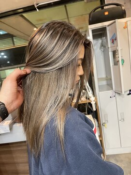 ラフ(LAFF) #黒髪#ボブルフ#ネビージュ#小顔#ワンレン