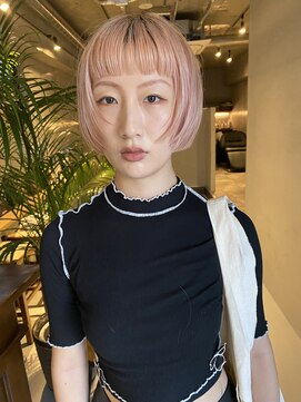 ソイリウム 下北沢(soi rium) ペールピンクのミニボブ 顔まわりレイヤー