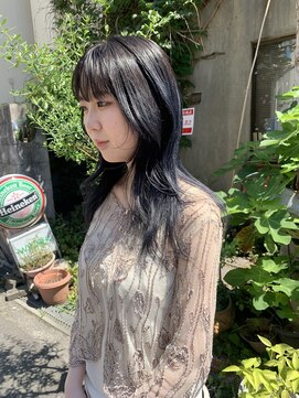 ブラン 阪急伊丹駅前店(Blanc.) レイヤーカット ブルーブラック ネイビーカラー