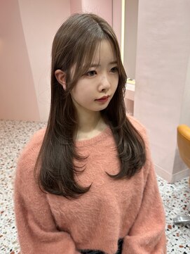 ボタン シブヤ(VOTAN SHIBUYA) 韓国ヘア/顔まわりレイヤーカット/前髪なし/かきあげバング