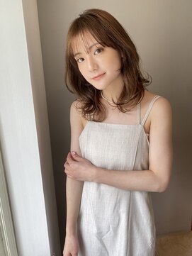 ガーランド (Garland) 大人かわいいくびレイヤー/小顔顔まわりレイヤー/ピンクベージュ