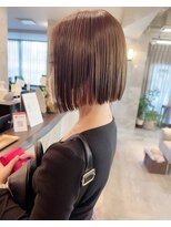 ロット 横浜(lot)&nbsp;ぱつっとボブ/ショートボブ/ツヤ髪[横浜駅]