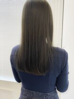ヘアーアイスカルテット(HAIR ICI QUARTET) 大人可愛い透明感ブリーチなしオリーブグレージュ切りっぱなし