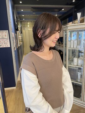 コワファースト 大分(COIFF1RST) 外はねミディアムボブ