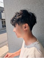 パウダーヘアー(powder hair) 前下がりスタイル