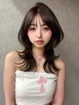 ロンドルピナス 小倉(Lond Lupinus) ミディアムレイヤーカット/似合わせカット/大人ガーリー/20代