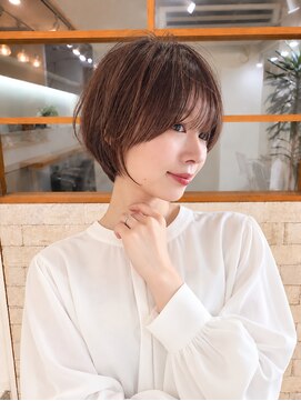 ナチュラル 南越谷店(Natural) 大人かわいい丸みショートボブ／小顔似合わせカット