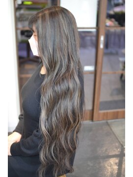 ポタム 東中野(potamu) スーパーロングヘアのハイライトカラー