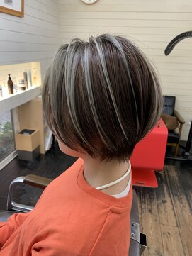 ヘアーギャラリー インディ(hair gallery indy) ハンサムショート/ショートボブ/逆インナーカラー/ハイライト