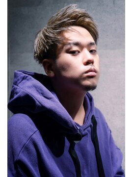 ゴールドシブヤ(GOALD SHIBUYA) ツイストスパイラル波打ちスパイラルセンターパート刈り上げ束感