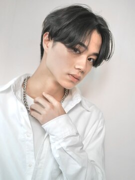 ジョエミバイアンアミ(joemi by Un ami) 韓流ヘア センターパート 前下がりメンズヘア 毛流れパーマ