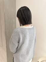 ヨーク(YOKE)&nbsp;YOKE 切りっぱなしボブ丸くないボブアッシュグレーブリーチ