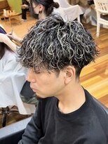 イエローコーン 金沢文庫店(YELLOW CORN) ハイライト波巻きスパイラルパーマ/マッシュ/ダークアッシュ