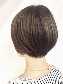 カミコーゼット グレイ(kamiko-Z Gray)の写真/どこからみても美しいシルエットに☆骨格や髪質に合わせたカットで小顔魅せも◎新しい自分に出会えるかも…