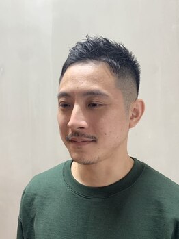 ズーム(zoom)の写真/【メンズ大歓迎】男性も居心地の良い落ち着いた店内。キメ過ぎず周りと差をつける好印象ヘア☆[愛甲石田]