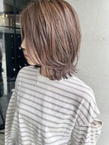サーカス(circus) レイヤーカット×スモークベージュカラー