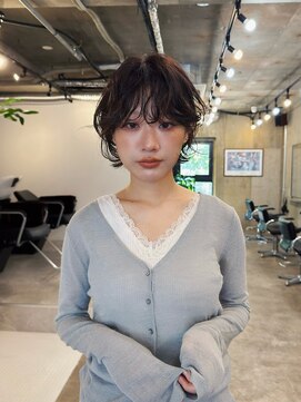 ヒュージ 三軒茶屋(huge) ショートボブ/ニュアンスパーマ/顔周りカット/20代30代