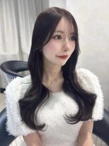 ユーフォリア 池袋東口駅前店(Euphoria)&nbsp;チョコレートブラウン/韓国ヘア/くびれヘア/顔まわりカット