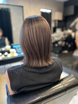 リリス(Lilith) レイヤーボブ.Na