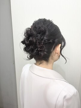 結婚式お呼ばれヘア