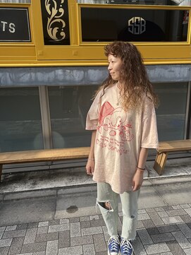 スピークイージー サルーン ビューティースミス(Speakeasy Saloon Beautysmith) パーマスタイル