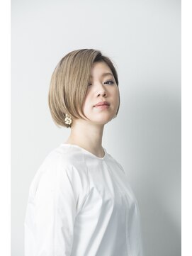 ルートヴィッヒ(Ludwig) アゴライン前下がりボブ