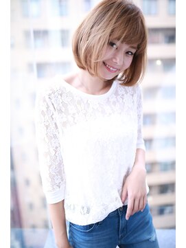 シーラス バイクラウドゼロ(Cirrus by Cloud zero) 大人　かわいい　ハイトーン　小顔ボブ【Cirrus by Cloud zero】