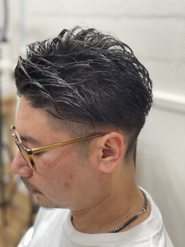 メイクルーム(make room.) ツーブロック+パーマ