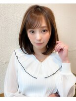 大人かわいい 小顔ショートボブ ひし形シルエット グレージュKI