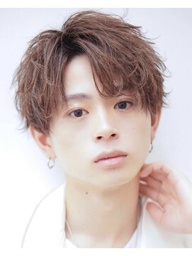 オーシャントーキョー 渋谷神南(OCEAN TOKYO) ツーブロック束感流行モテるセンターパート