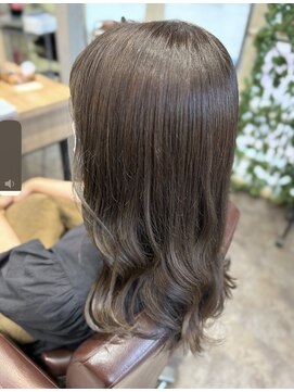 ビースリー ロア イルミナカラー新色 2023/6/3