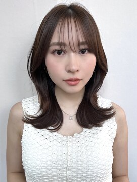 ジョエミバイアンアミ(joemi by Un ami) グレージュカラーシルキーベージュくびれヘア