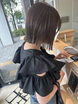 ギフト(GIFT) 【GIFT】　大人ボブ　ぱつっとボブ　ミルクティー