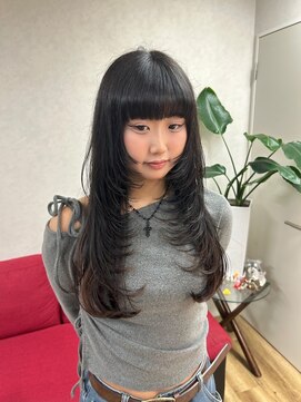 ルル(LuLu by KENJE) 顔まわりレイヤー【藤沢/艶髪/ヘッドスパ/髪質改善】