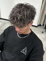 イーラ(era)&nbsp;スパイラルパーマメッシュスペインカール前下がり眉毛