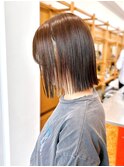 Say.ミディアムボブホワイトグレージュミニウルフ細めハイライト