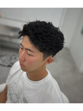 ダムディートウキョウ 心斎橋店(DAMDEE TOKYO) 毛流れアップバング