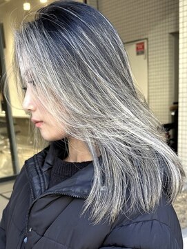 ディーン 豊橋(DEAN) バレイヤージュハイトーンカラー 外国人風カラー