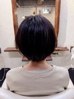 シロ(Shiro)&nbsp;大人ショートボブ 【大人ショート/髪質改善/吉祥寺/縮毛矯正】